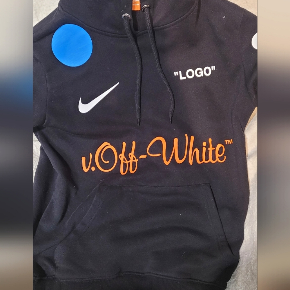 Off-White x nike off campus hoodie.